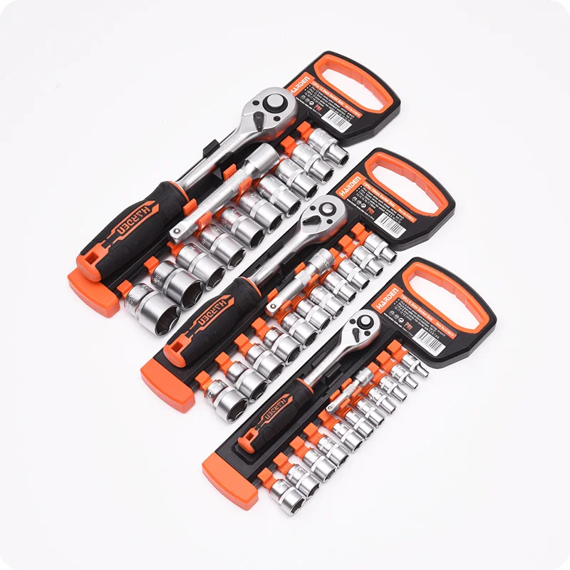 JUEGO DE DADOS 3/8 CORTO 6PTS — JUEGO DE DADOS (SOCKET) CON RATCHET Y EXTENSION 13PZS 3/8" - HARDEN
